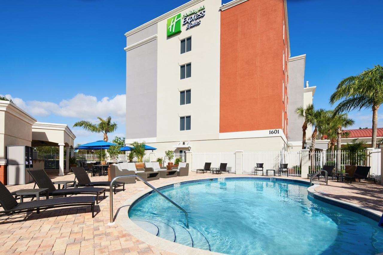 Holiday Inn Express Hotel & Suites Port St. Lucie West By Ihg Zewnętrze zdjęcie